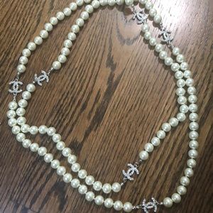 Chanel pearls